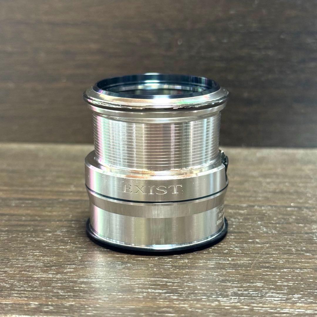 美品 ダイワ 18イグジストLT1000S-P 純正スプール