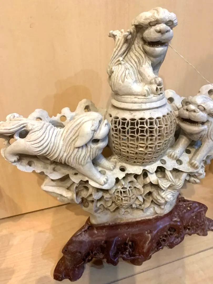 『中国』天然石 青田石 骨董彫刻 アンティーク 獅子鈕蓋爐 香炉 置物（1）
