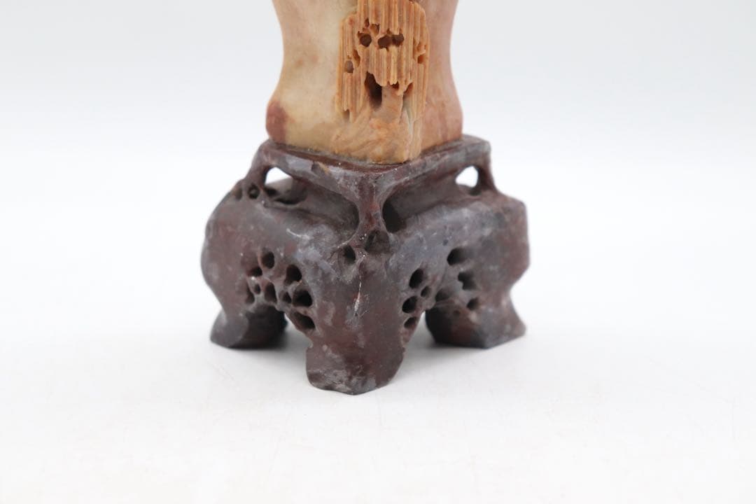 中国　寿山石　花瓶　浮き彫り山水楼閣　送料込み250510