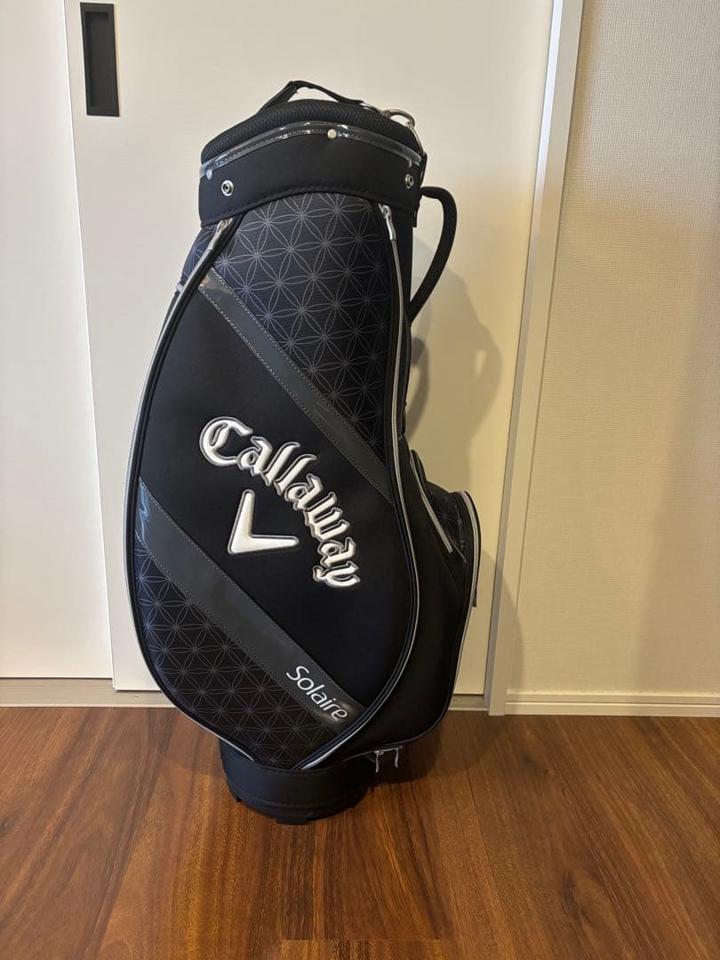 ほぼ新品　Callaway　レディースキャディバッグ　ブラック