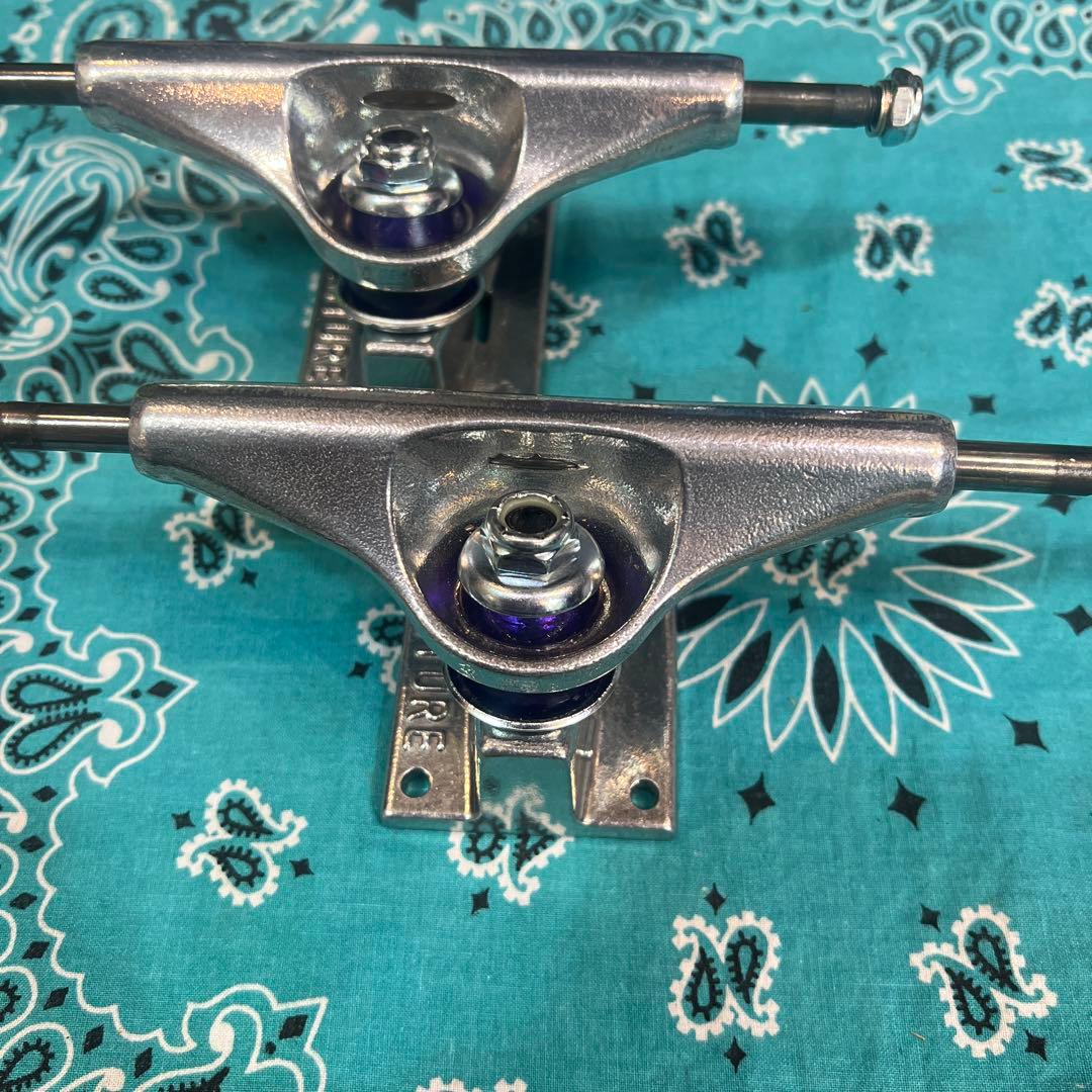 スケートボード トラック アルミ シルバー5.0HI