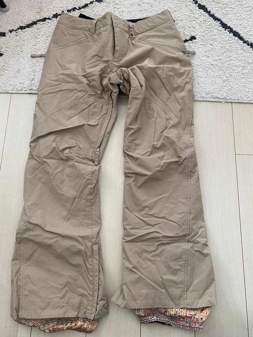 BURTON ウェア　レディース　迷彩　セット