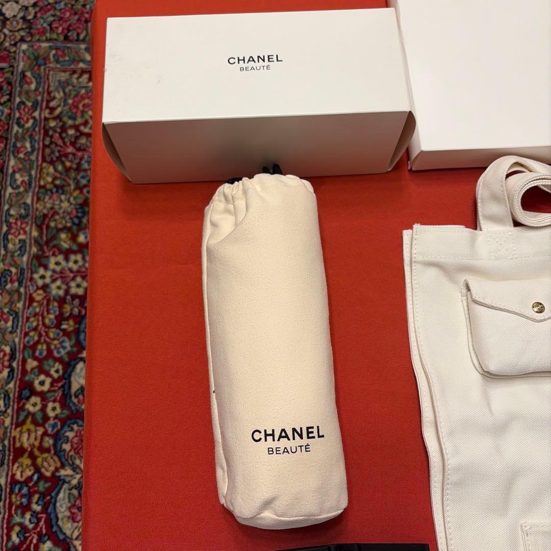 新品未使用シャネル ノベルティ　5点セットとペーパーバッグ4枚付き