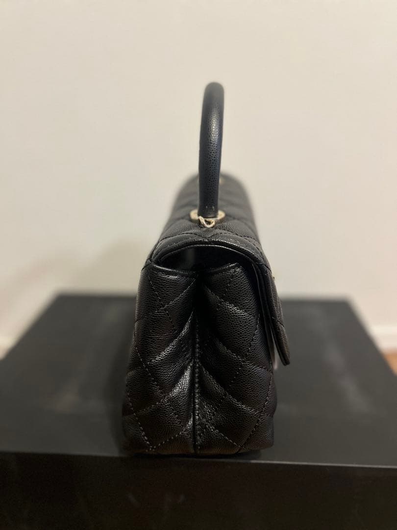 シャネル　ノベルティ　チェーンバッグ　ハンドル