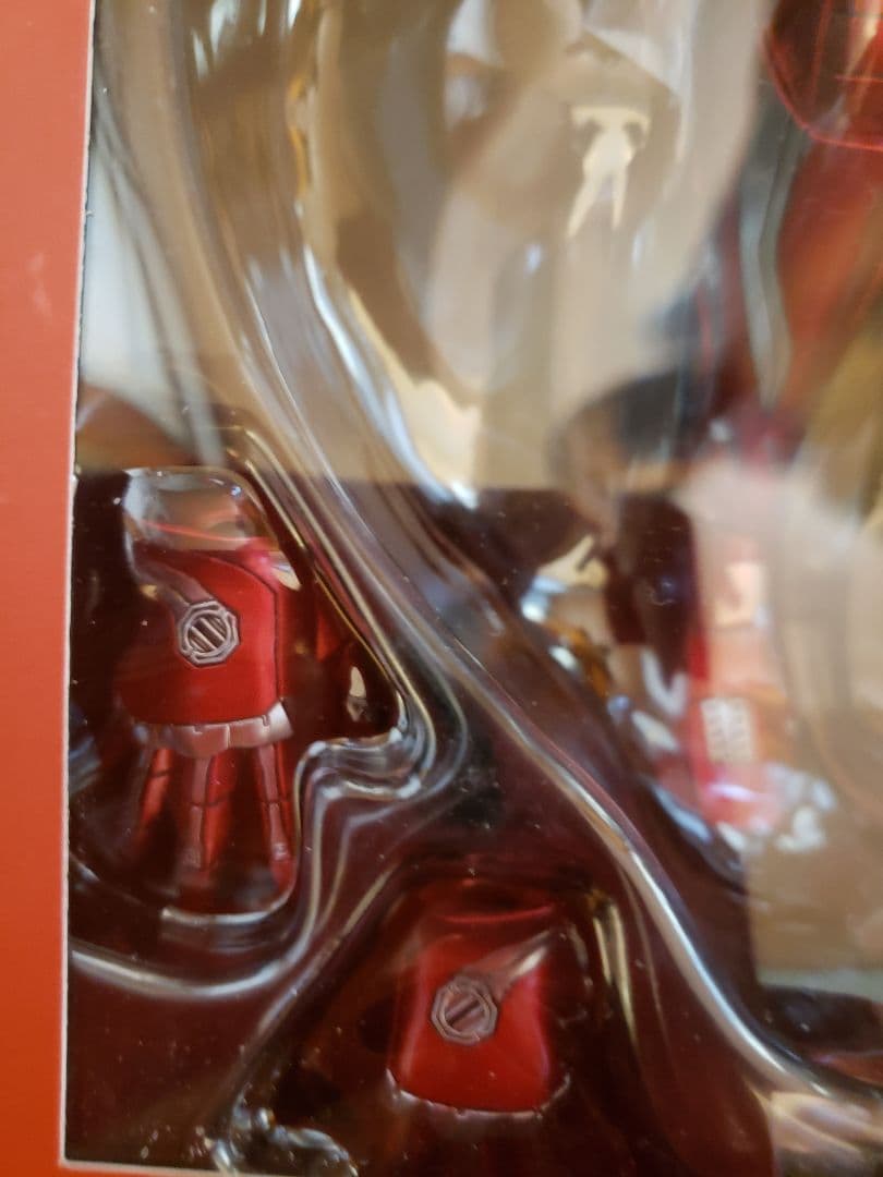 【新品未使用】ホットトイズ『シビル・ウォー/キャプテン・アメリカ』マーク46