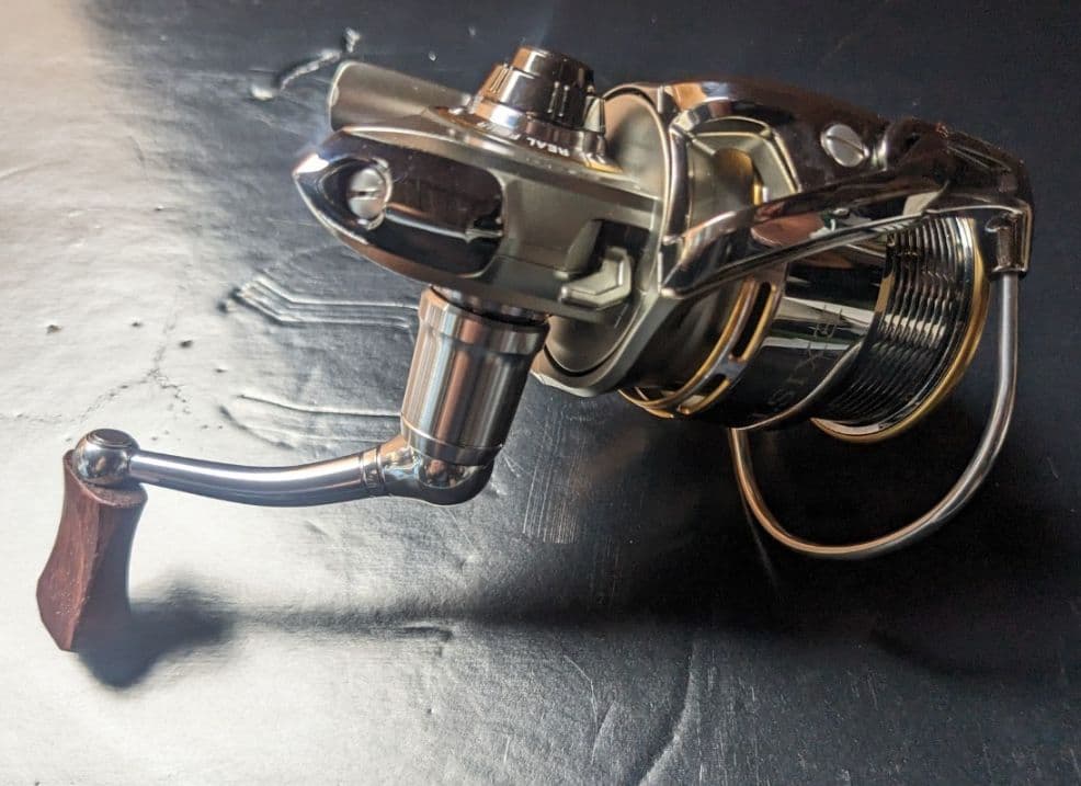 ダイワ 05EXIST 2506 スピニングリール