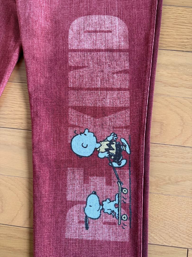 CASTELBAJAC (新品、未使用)スヌーピー 赤 デニムパンツ