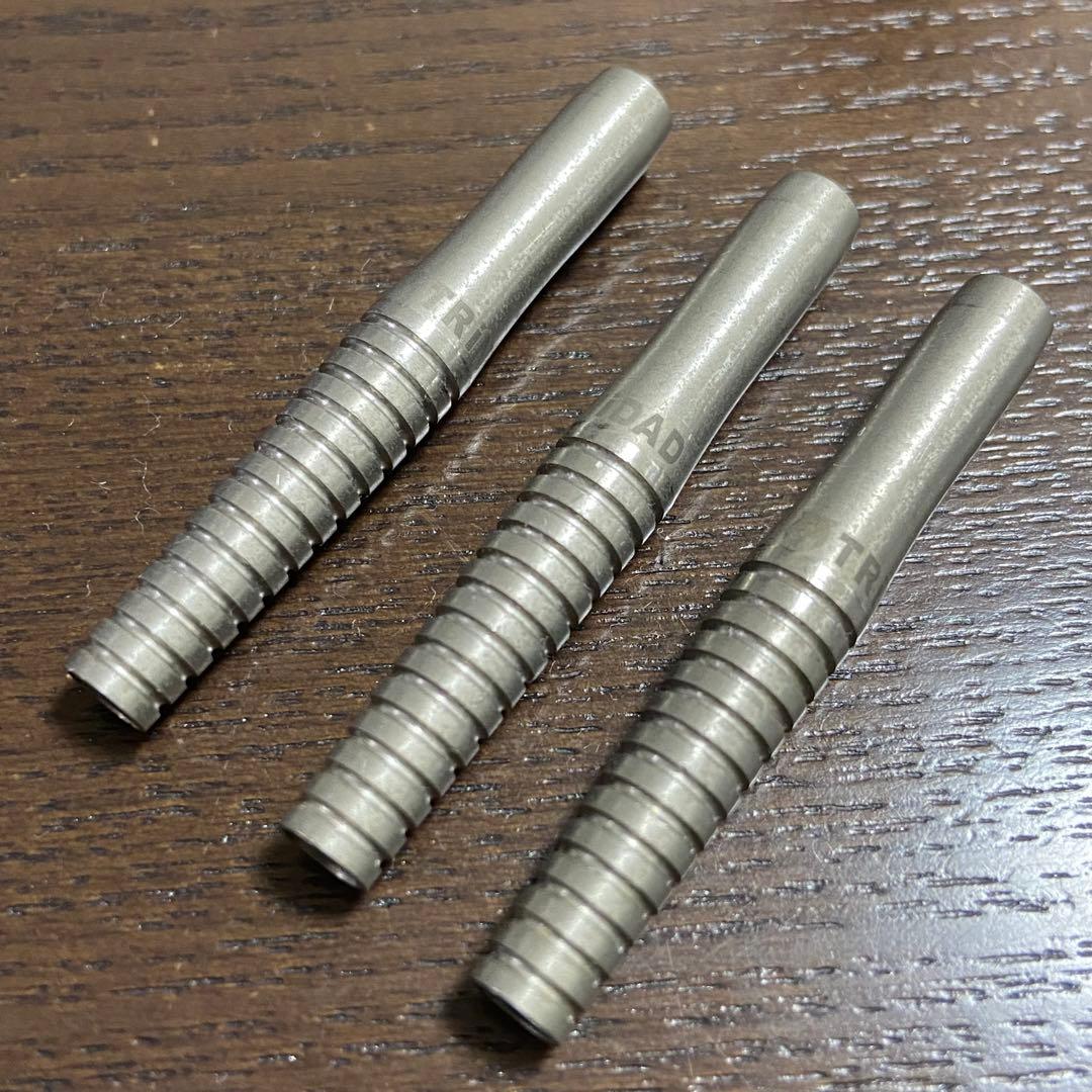 TRiNiDAD K THOMPSON トリニダード ケイ トンプソン