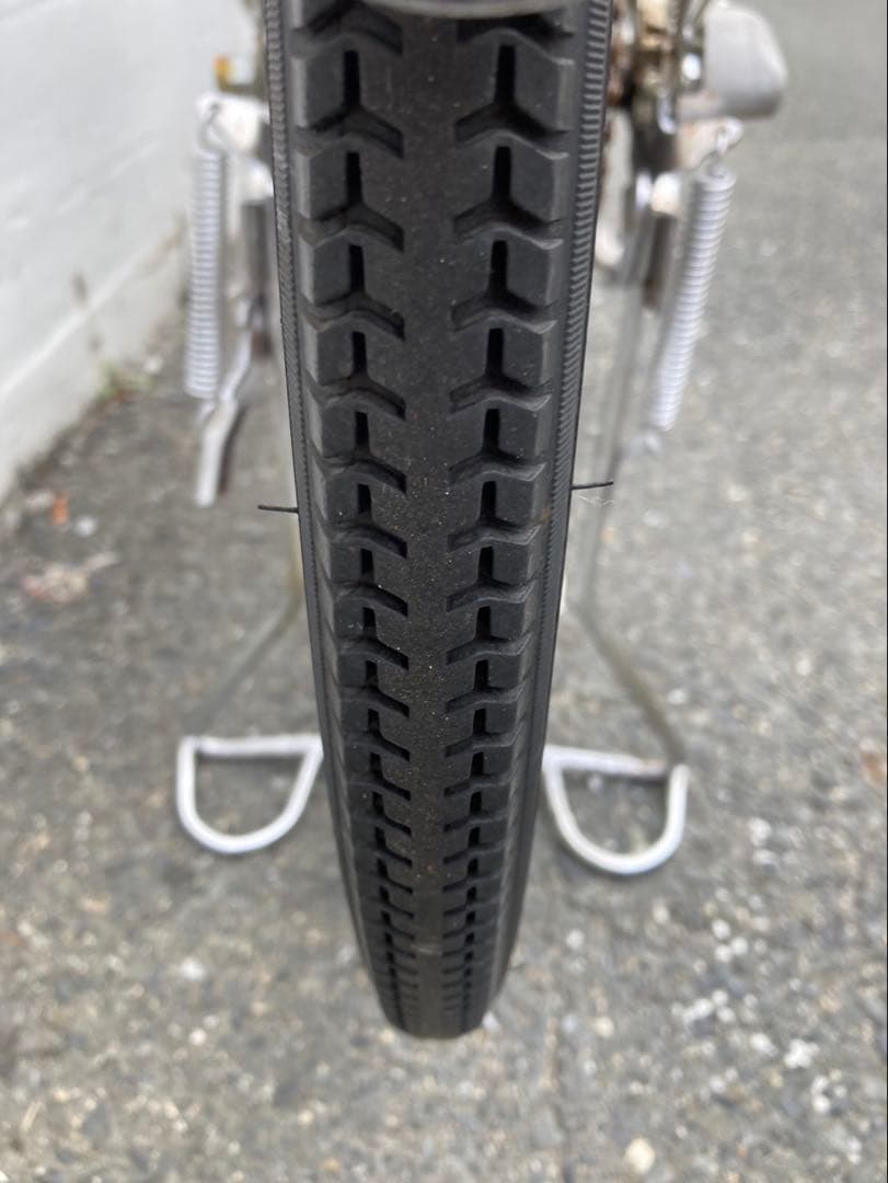 1472 ヘッドレストなし後ろチャイルドシート