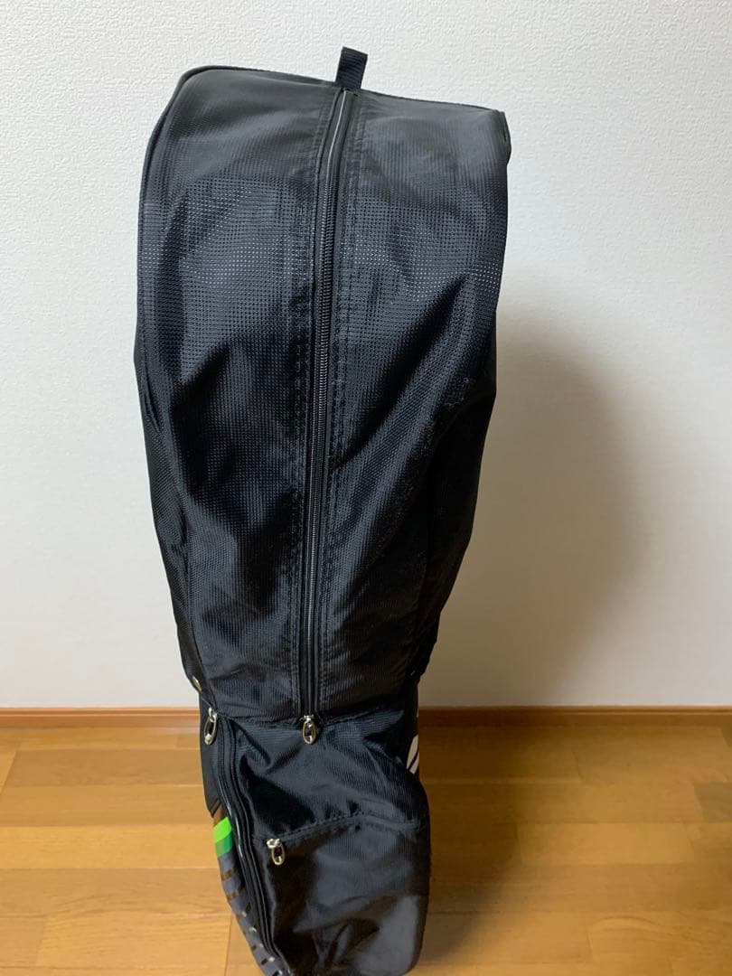 3/18まで　特価TaylorMade キャディバッグ　黒　軽量　美品