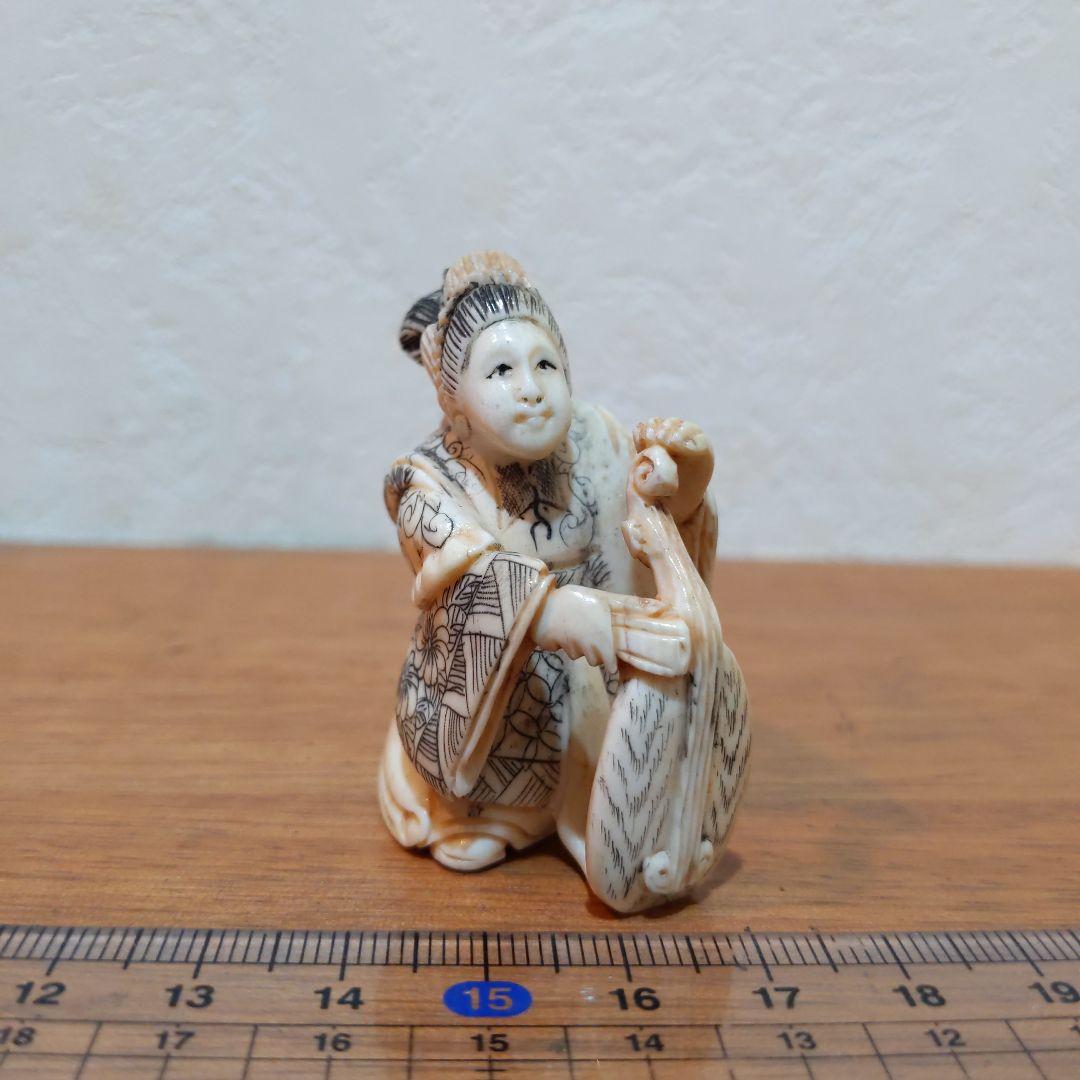 時代提げ物 七福神根付 天然素材【弁才天】高さ約5.0cm 重さ約35ｇ 弁財天