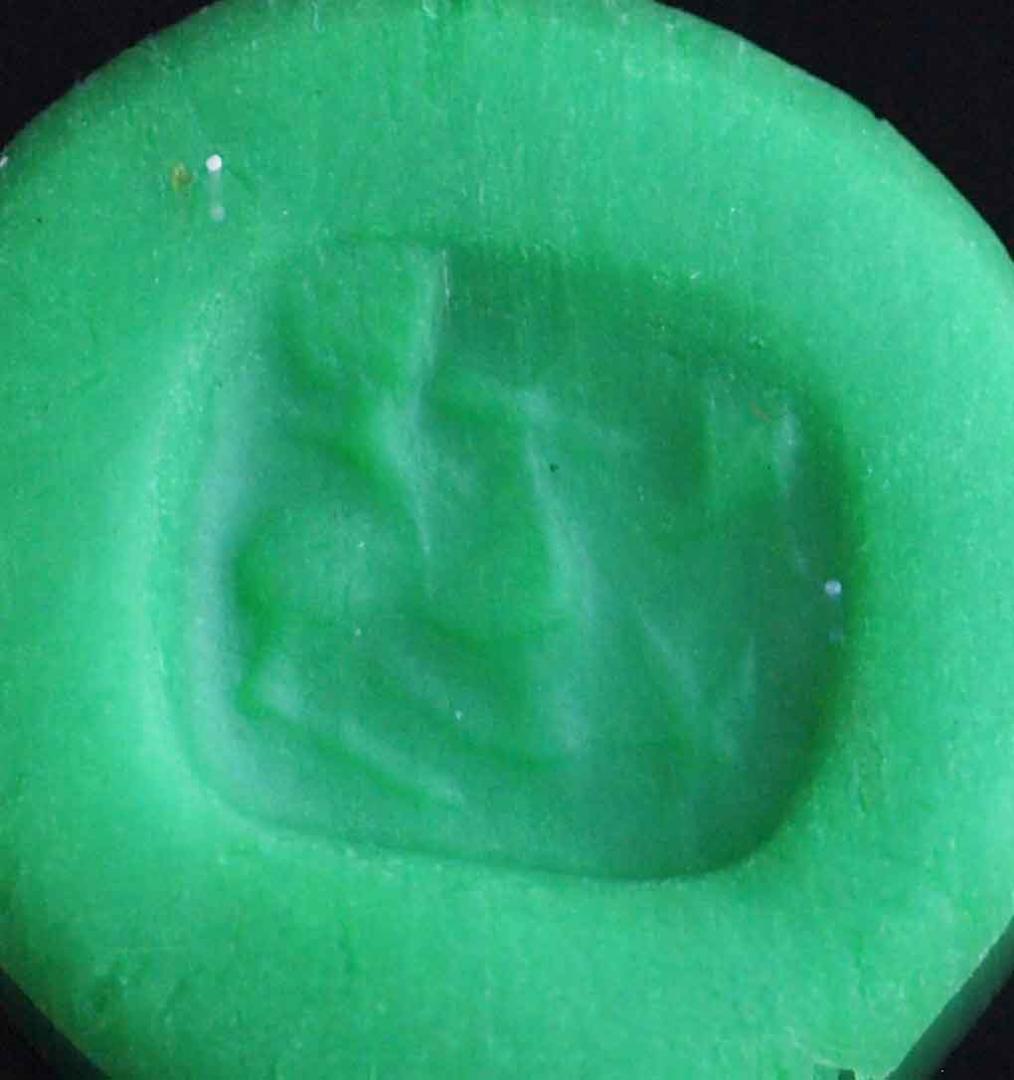 艶のある角型黒曜石に星と鹿を刻む、孔と取っ手付きスタンプ印章　古代近東印章事情