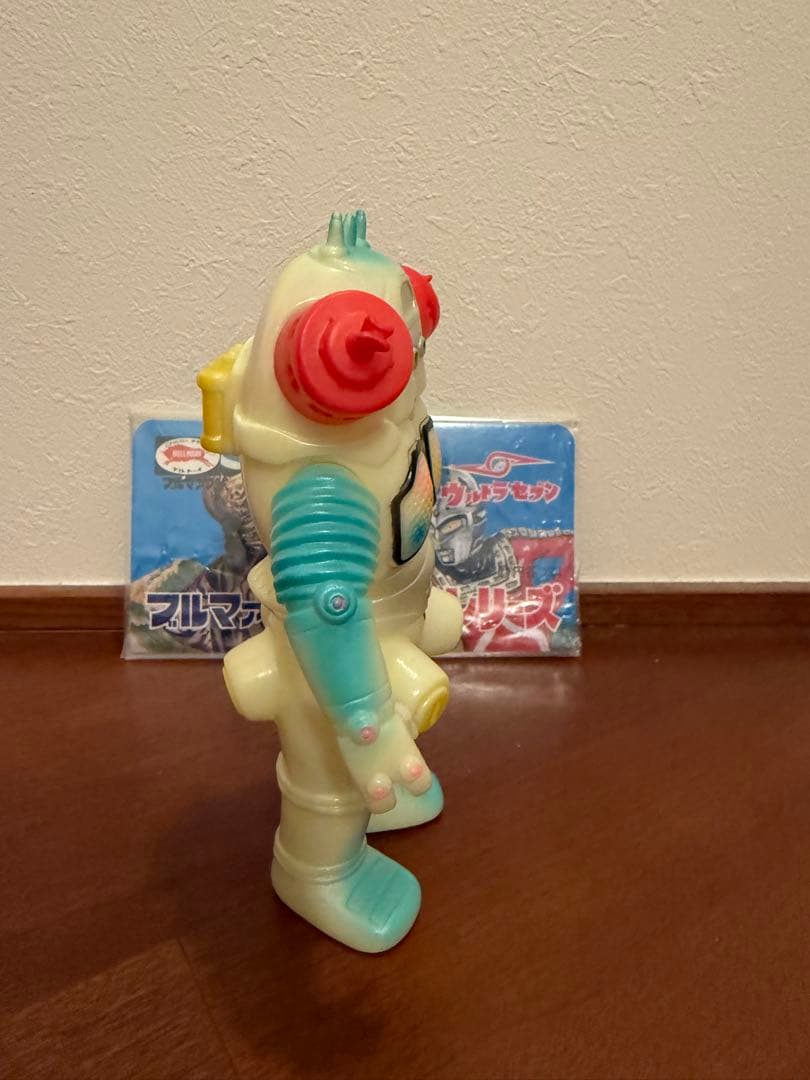 ブルマァク リトルキングジョー 蓄光 ソフビ