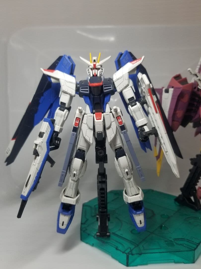 RG　ストライクガンダム　ジャスティスガンダム　フリーダムガンダム