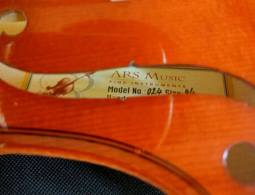 ARS MUSIC　チェコ　アースミュージック №024 4/4 2011年製