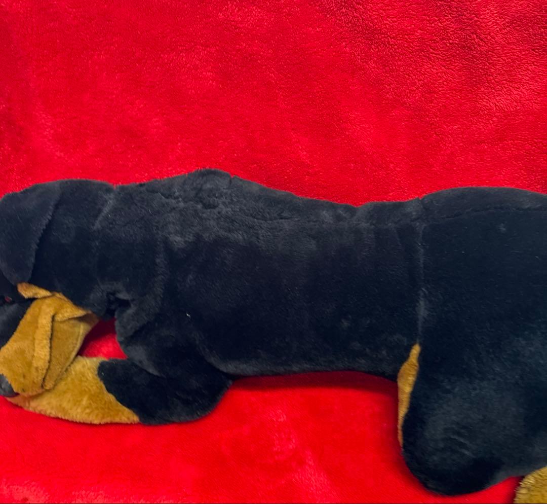 ⭐︎希少　大きな番犬　ぬいぐるみ　ドーベルマン？ロットワイラー？　寝そべり