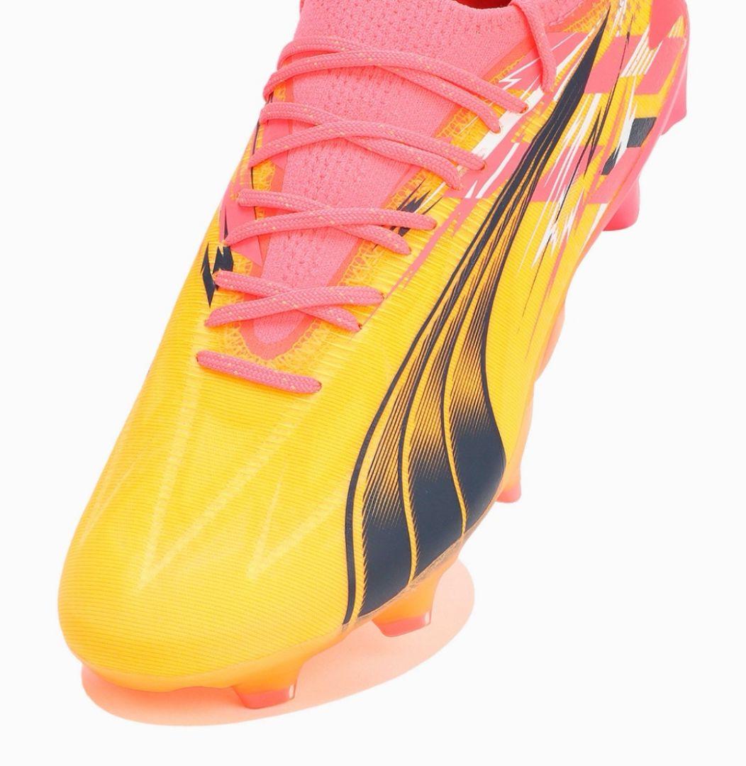 ル*様 【☆本日特価☆】新品☆ウルトラアルティメット☆サッカースパイク 27.5