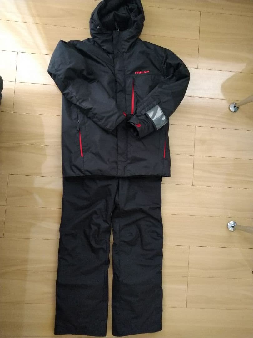 スキーウェア 上下セット Mサイズ　FABLICE