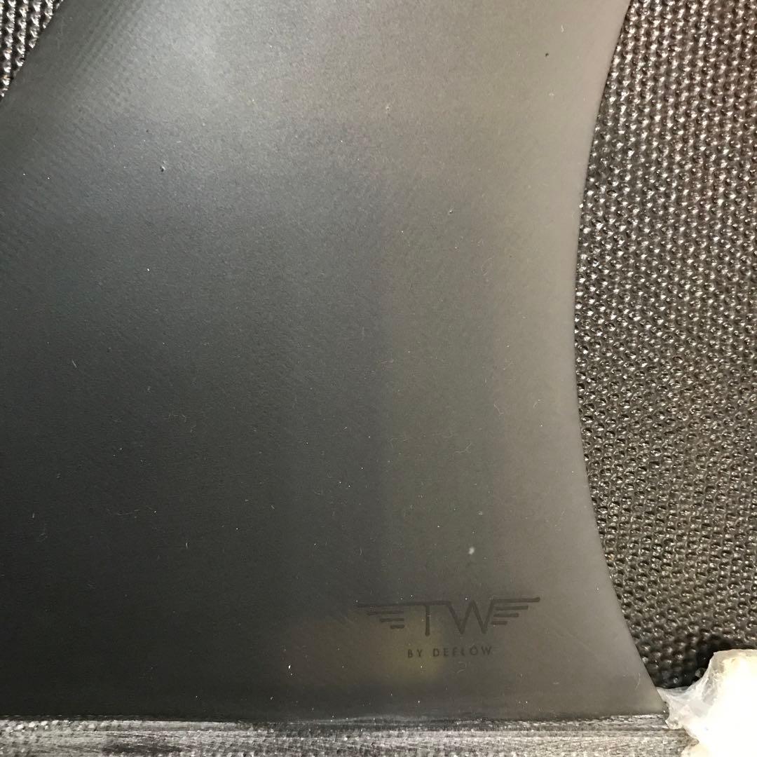 TW DEELOW サーフボードフィン