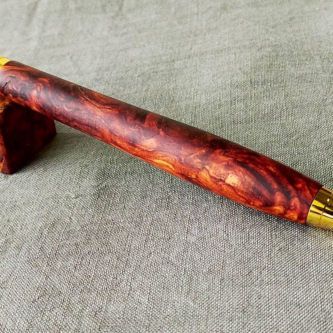 特上ローズウッド瘤　ハンドメイド　木軸シャープペン　0.5mm　天然木　ゴールド