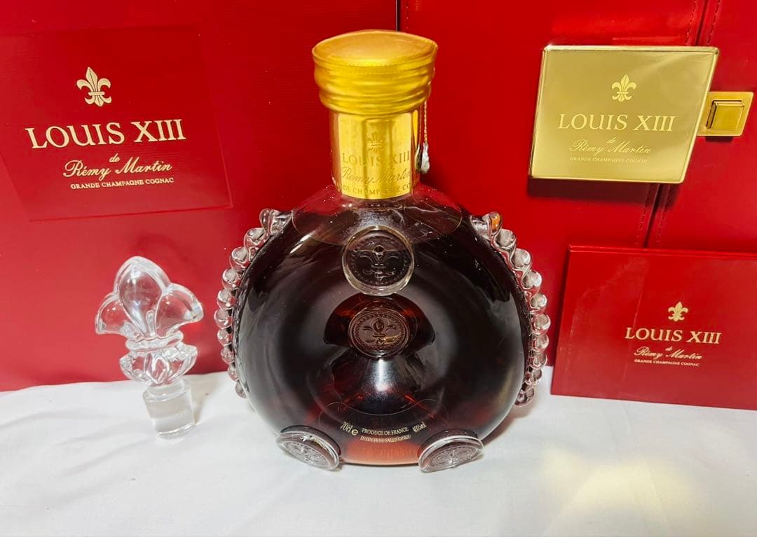 レミーマルタン ルイ13世 バカラ　替栓・冊子・観音開き化粧箱・外箱付！未開封