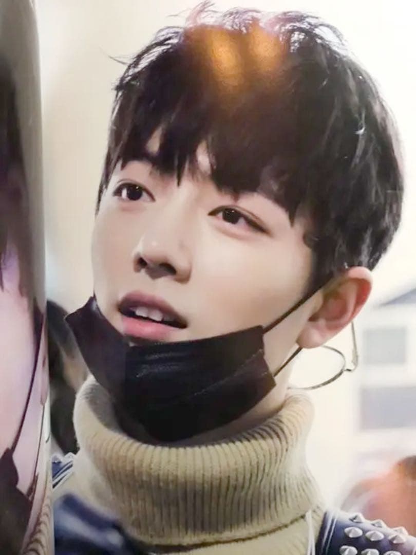 185超レア数量限定陳情令 主演 肖戦個人PB特大写真集