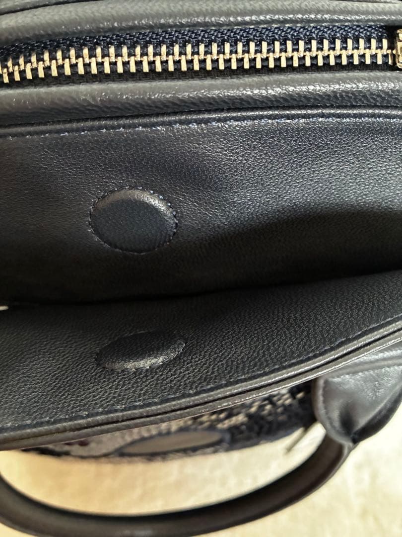 muta ヤギ革　バック