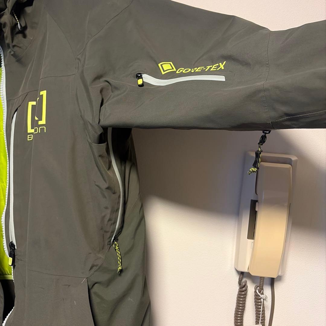 Burton [ak] GORE-TEX スノーボードウェア