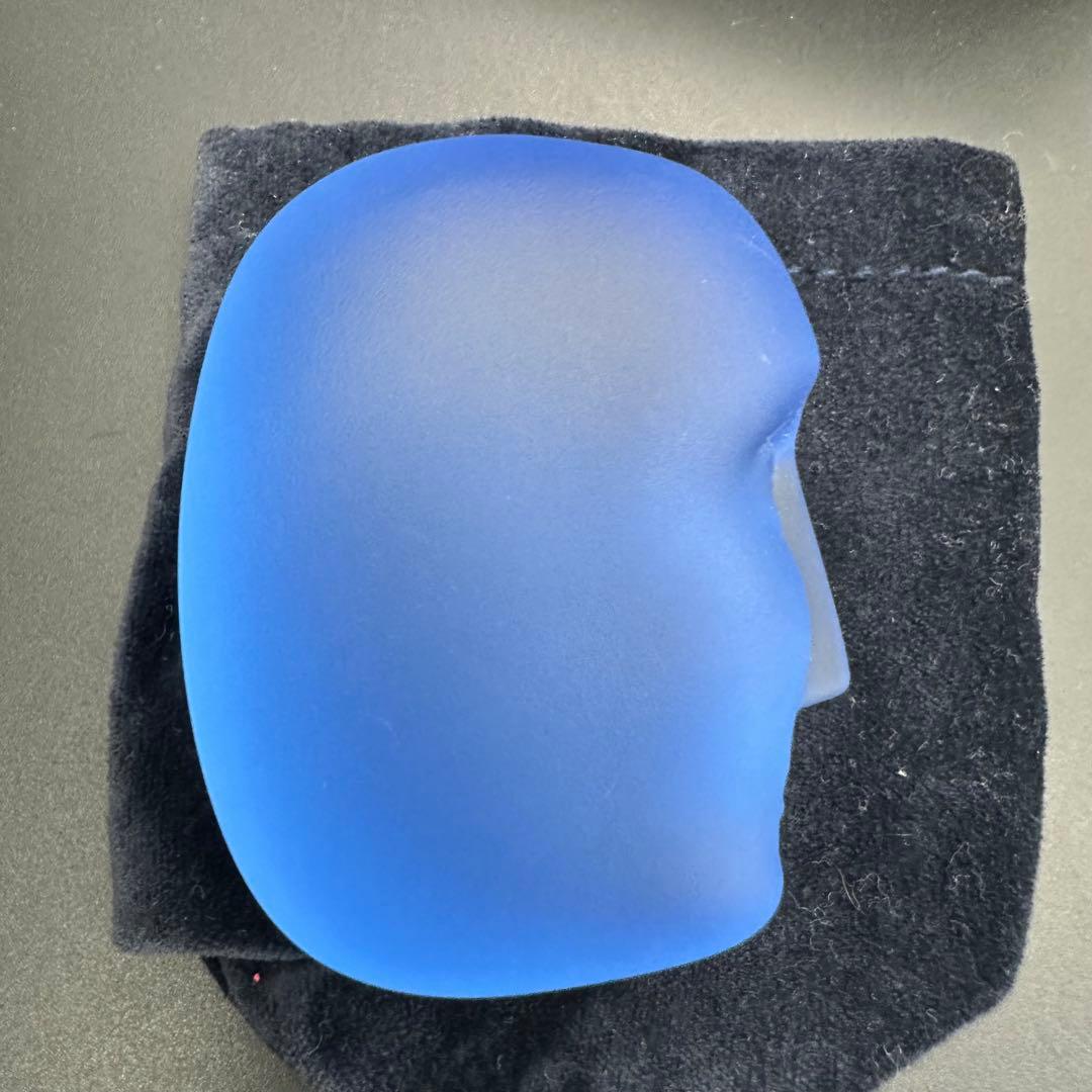 BRAINS Karolina blue青い顔の置物オブジェ