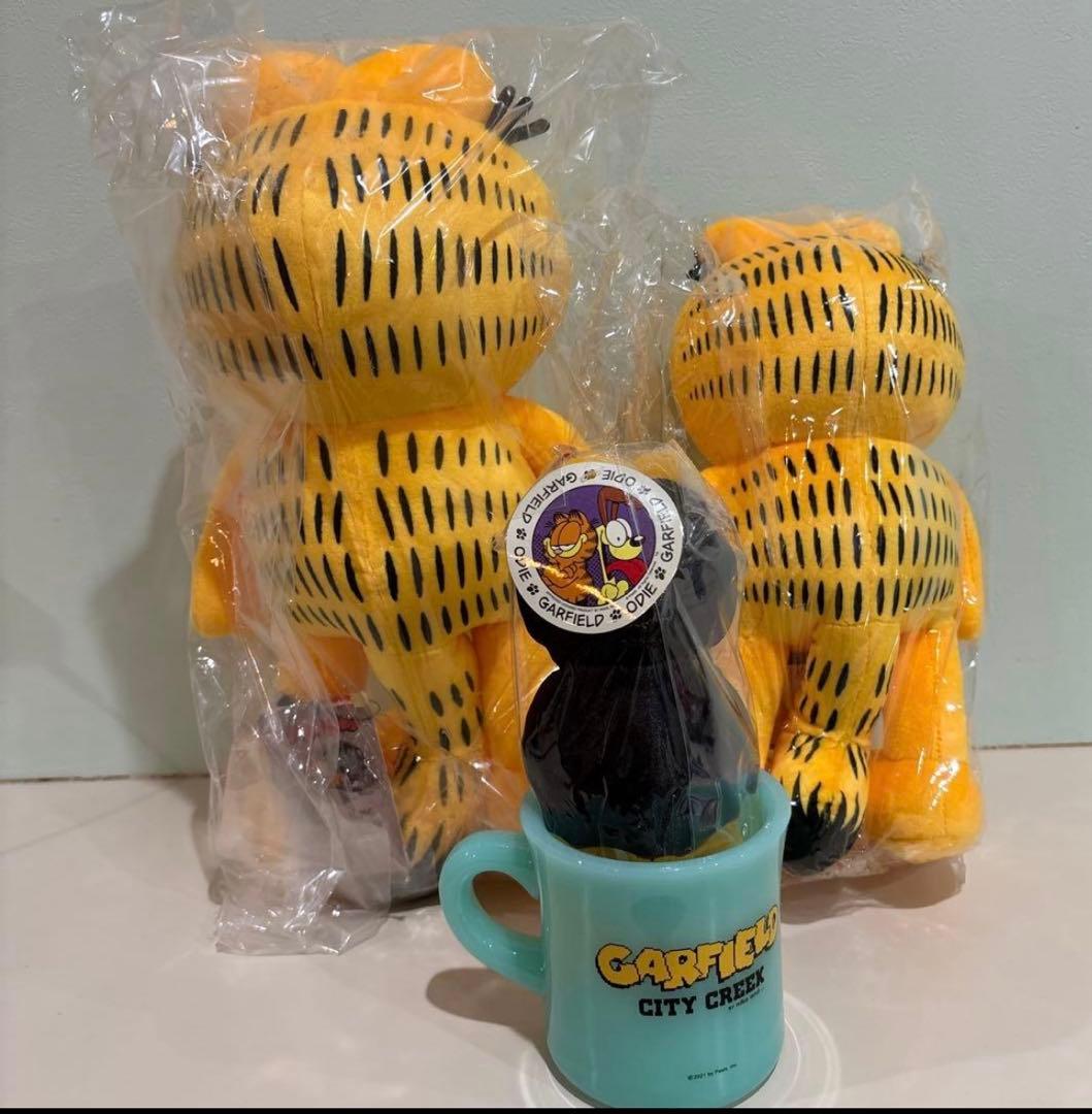 ガーフィールド ぬいぐるみセット　マグカップ　アメキャラ　ニコアンド