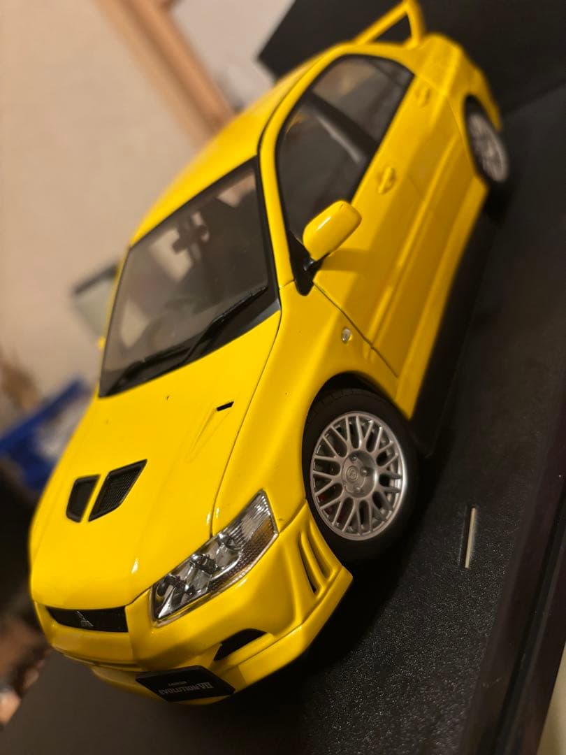 オートアート 1/18 MITSUBISHI 三菱 ランサーエボリューション 7