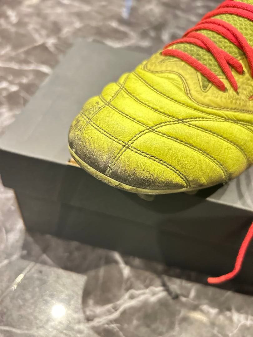 MIZUNO ミズノ モレリア ネオ4 JAPAN イエロー 27cm