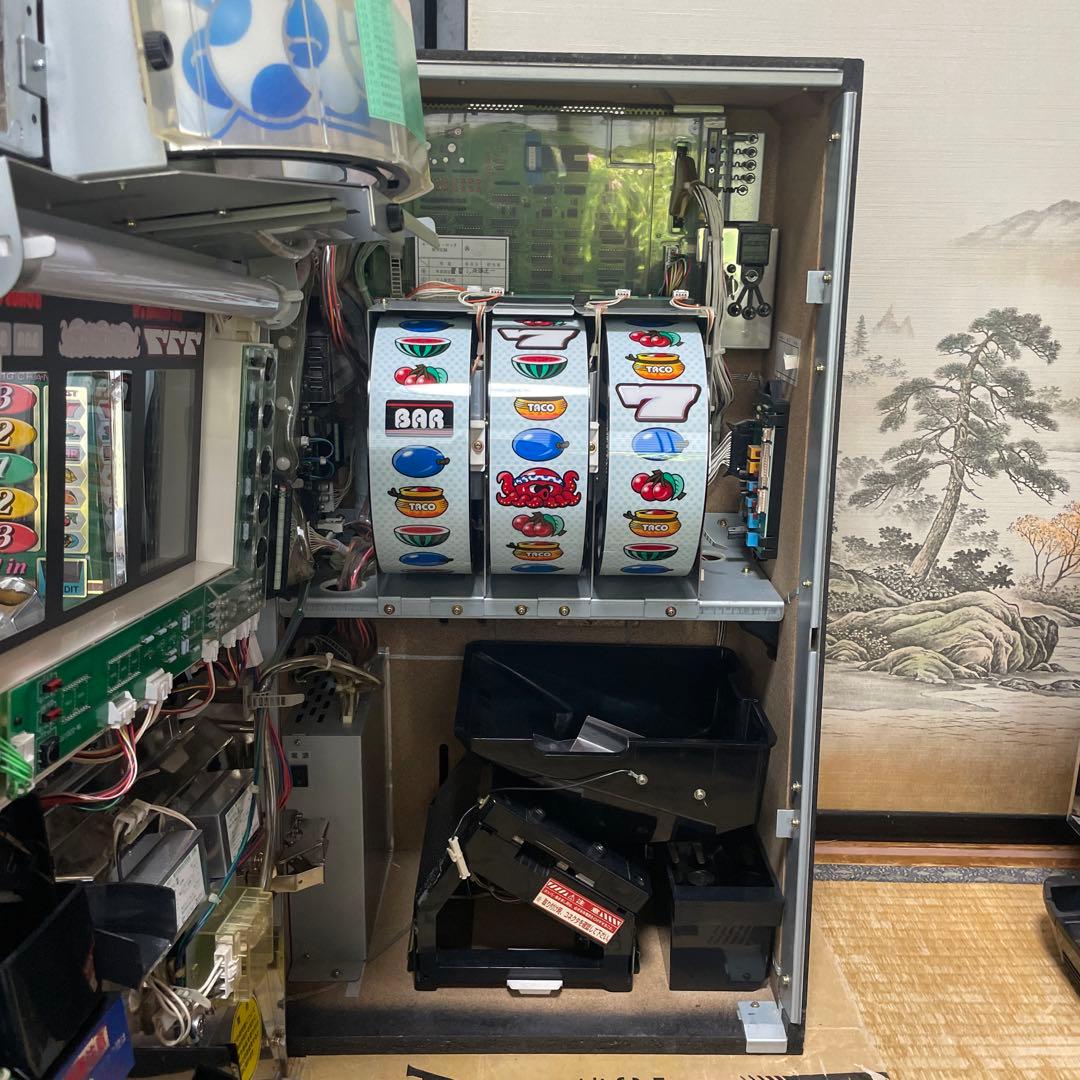 送料込み　パチスロ　４号機　オオタコスロ2