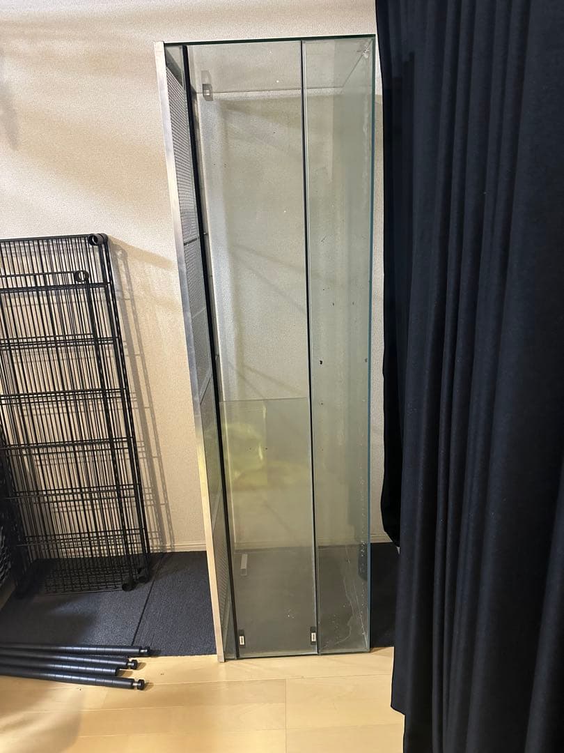 幅1600 奥行500 高さ450 ガラスケージ