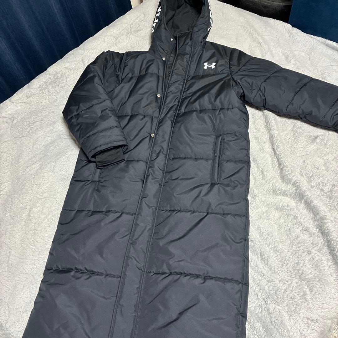 ★極美品★アンダーアーマー　防水ベンチコート Mサイズ ブラック