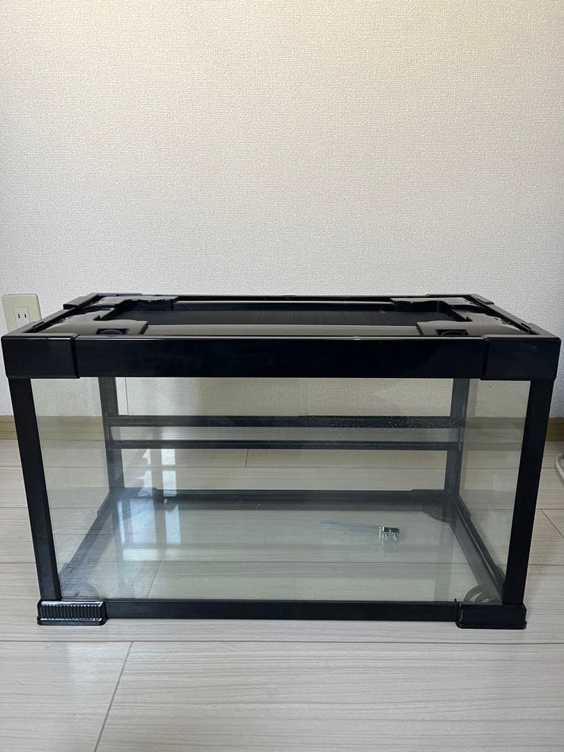 爬虫類飼育ケージ 黒