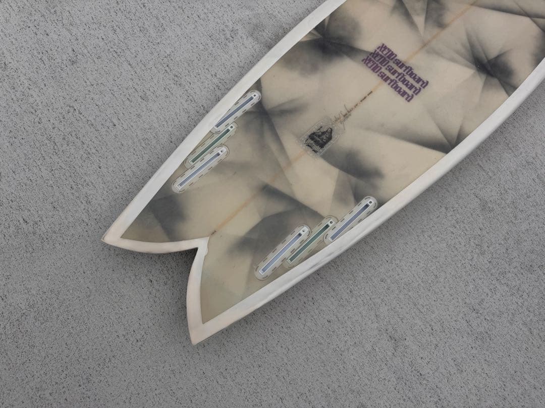 配送可送料無料　 xenosurfboard フレックステール　フィッシュ