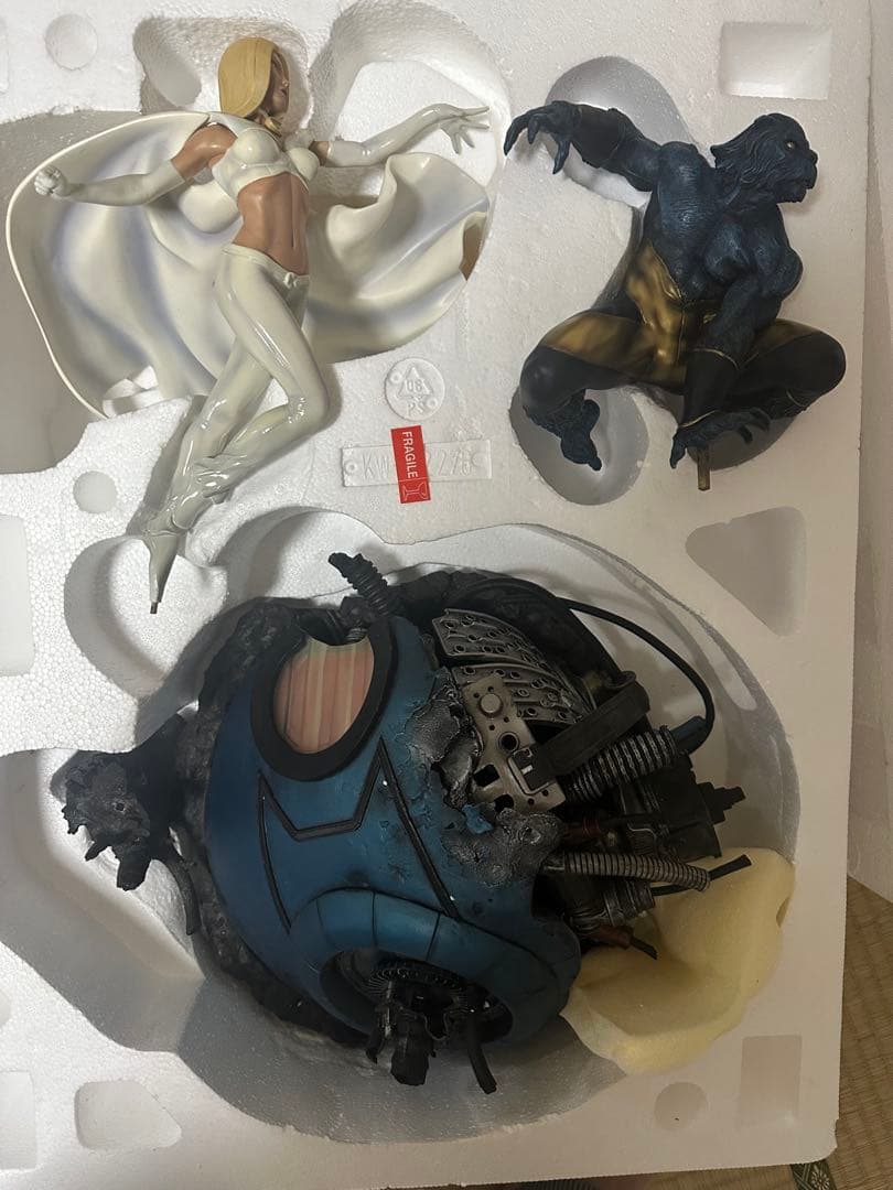 サイドショウ マーベル X- MEN エマ・フロスト＆ビースト スタチュー