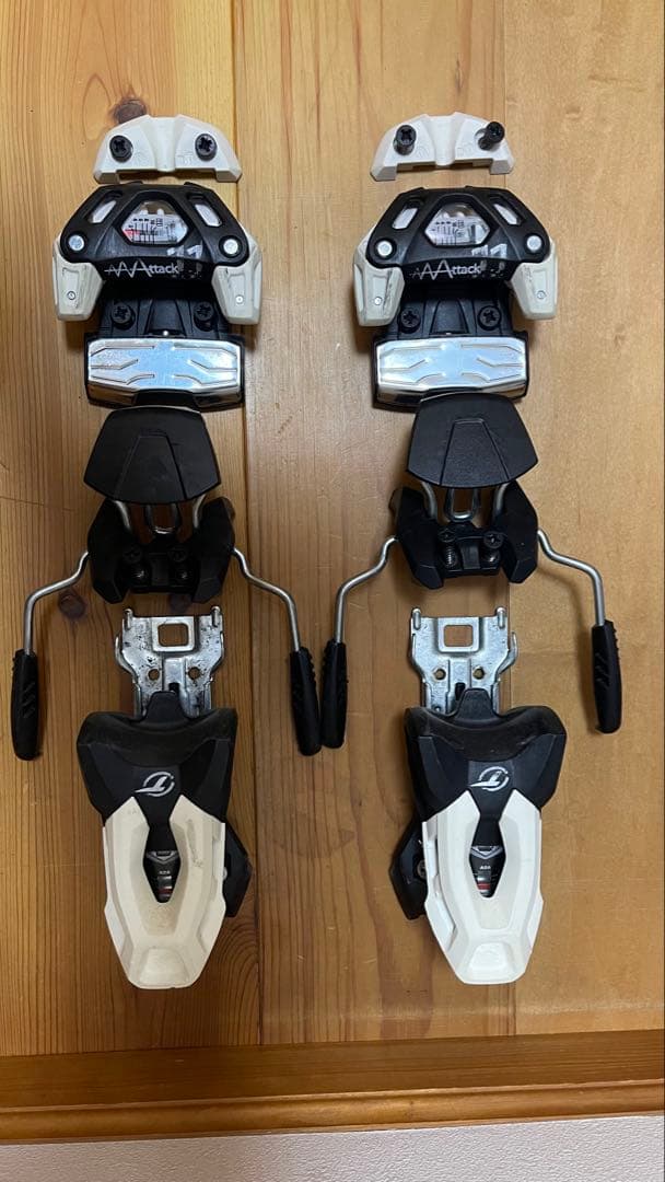 チロリア ビンディング　アタック11 attack11 ファット