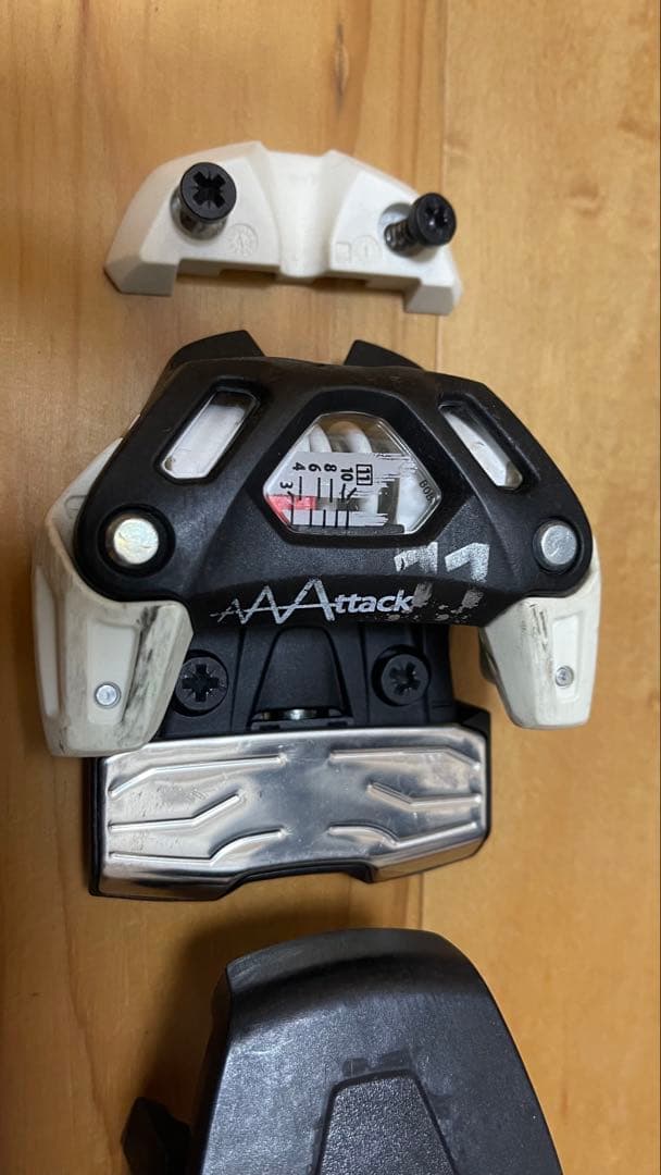 チロリア ビンディング　アタック11 attack11 ファット