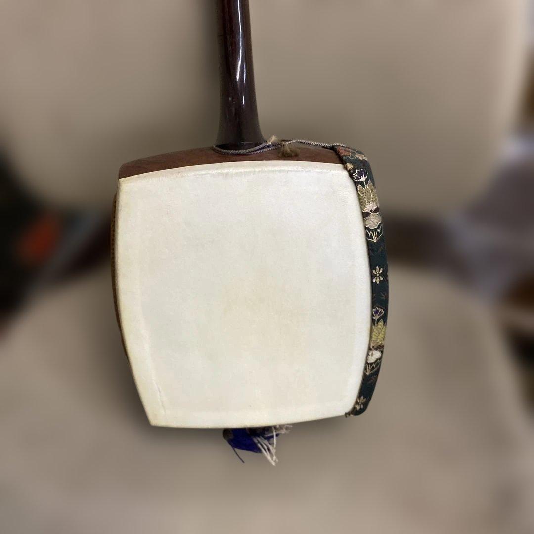 三味線本体 破れ、弦切れ有り 和楽器　ジャンク