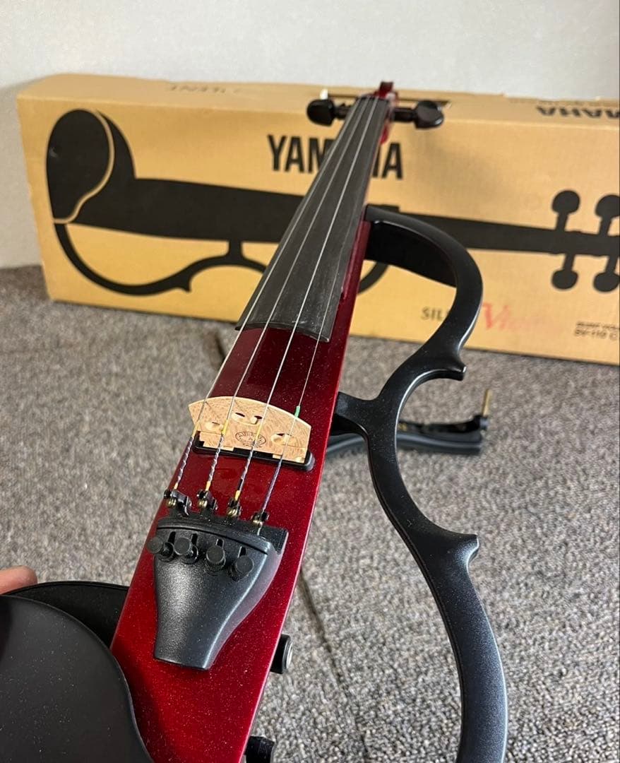 A27 極美品！YAMAHA✨サイレント バイオリン 赤 新生活応援！