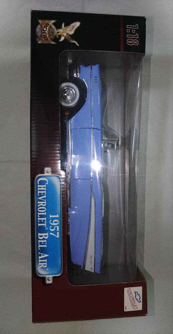 希少　1957年　 シボレー　Bel Air コンバー　1/18　ローライダー