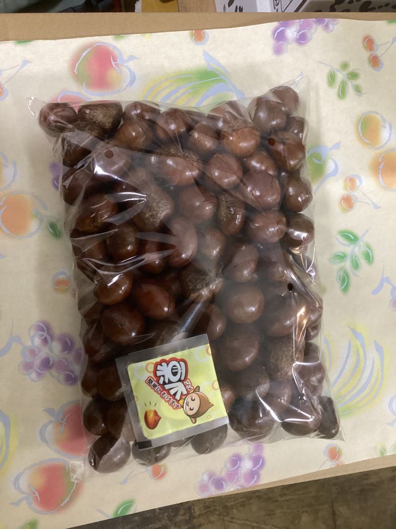 【りんりんko】　ビックサイズ‼️焼きたて‼️天津甘栗5キロ入り