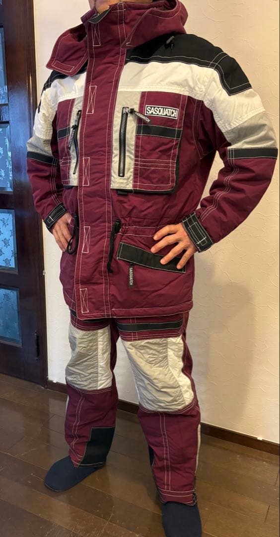 SASQUATCH（サスクワッチ） の ヴィンテージ・スキーウェア上下セット