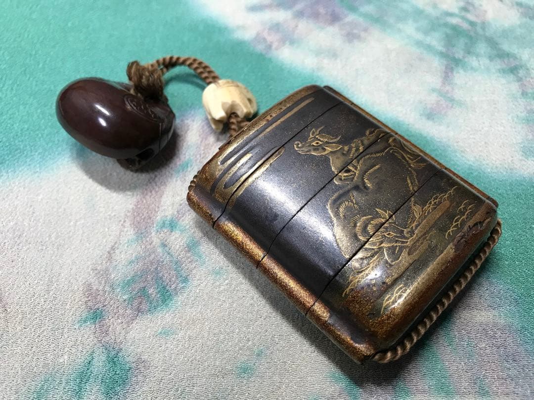 根付　牛と農夫の図　蒔絵印籠　江戸時代中期