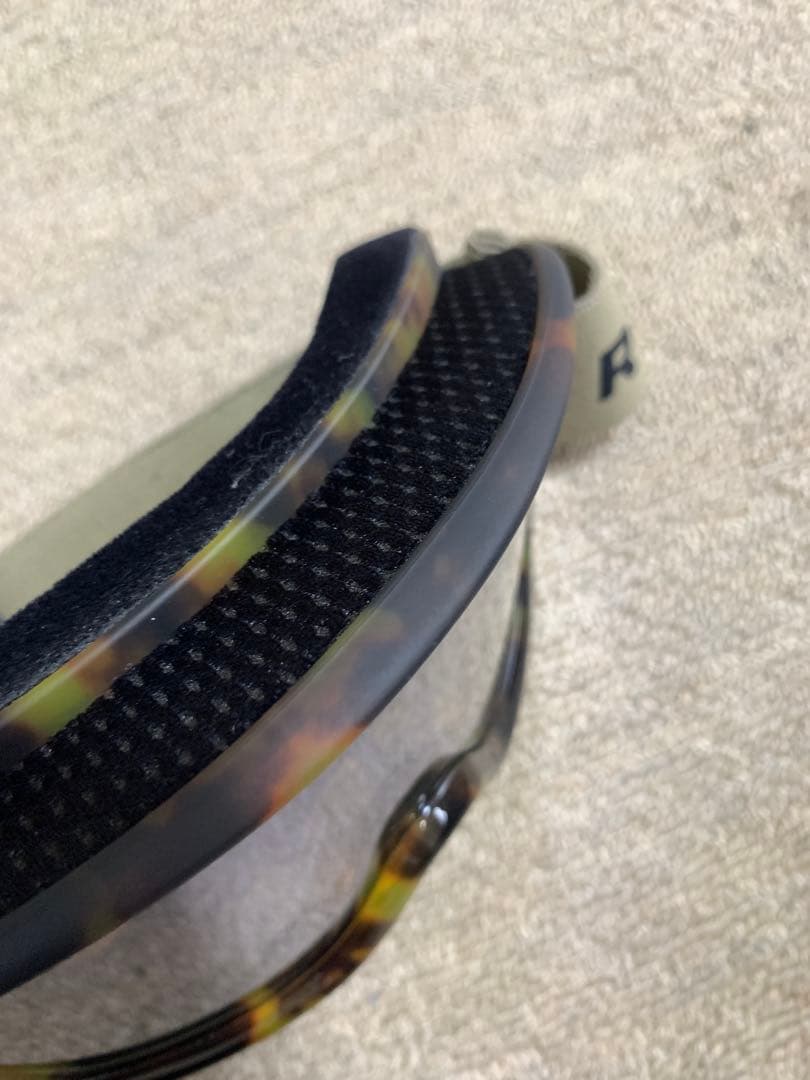 Y*ん様 REVOLT SUPER LIGHT FRAME TORTOISE ゴ