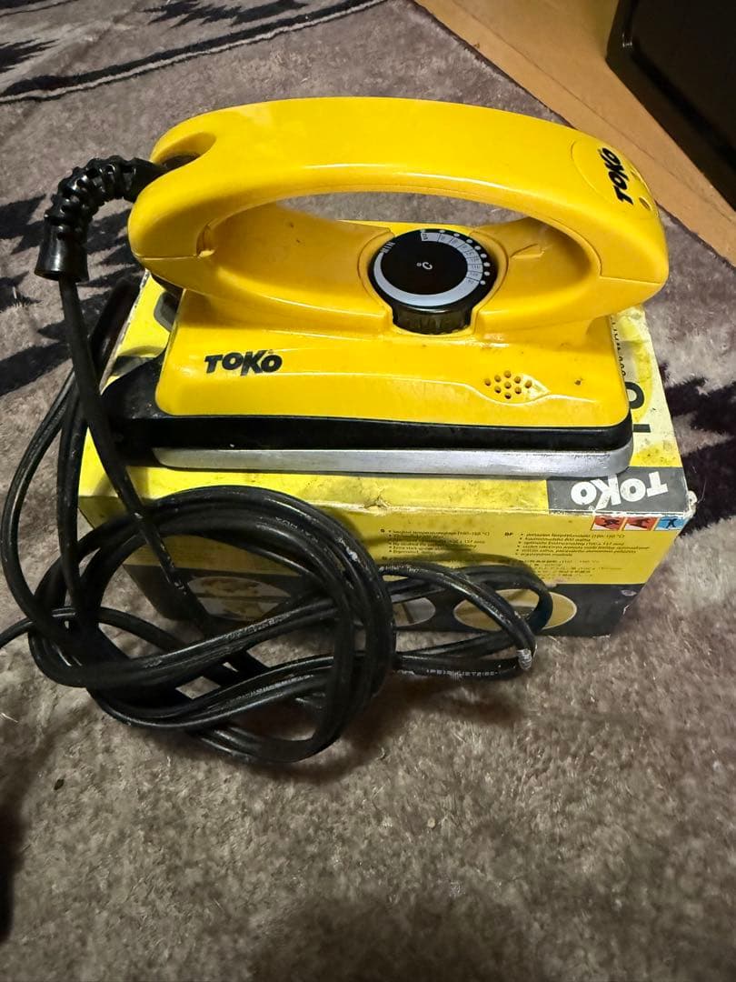 toko t8 アイロンワックス　スノーボード スキー　オマケ付き
