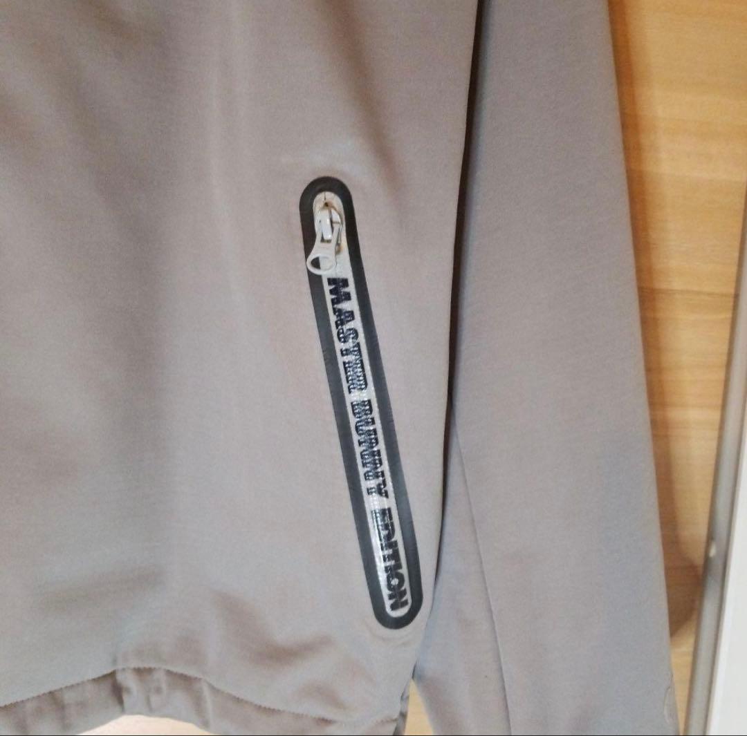 マスターバニーエディション　人気ジップジャケット　ほぼ未使用