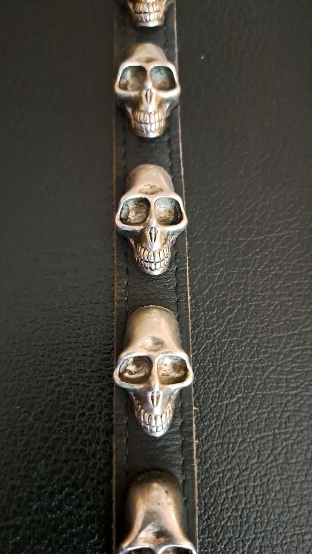 フェルナンデス　スカルストラップ（中古）目玉ストラップ（新品未開封）ヒデ